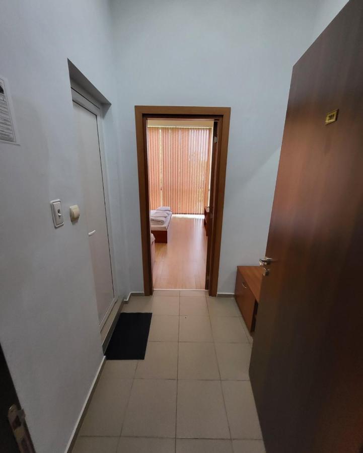 Provans Famili Hotel Letnitsa エクステリア 写真