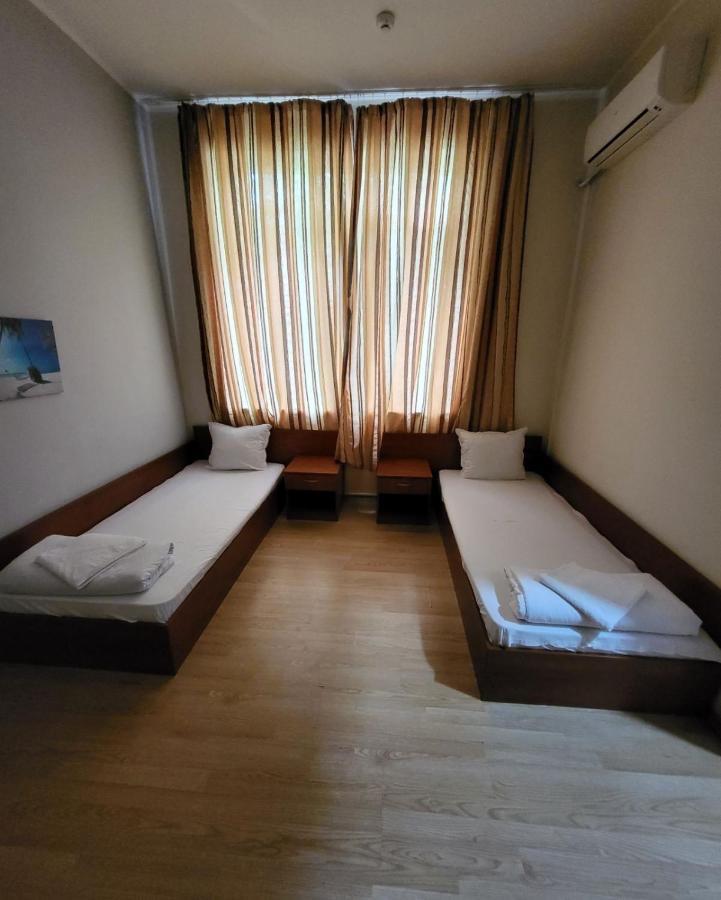 Provans Famili Hotel Letnitsa エクステリア 写真
