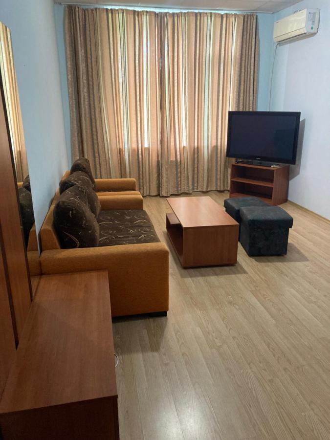 Provans Famili Hotel Letnitsa エクステリア 写真